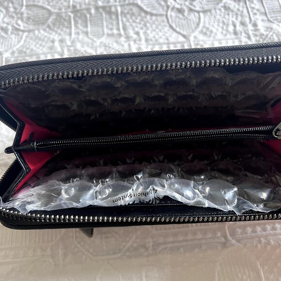 Disney Parks Loungefly Wallet - Minnie Mouse Polka Dots - Picture 5 of 5